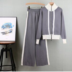 Gray and White 2-Piece Pant Set M